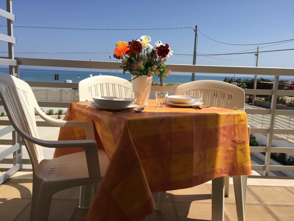 Casa Vacanze Playa 54 Castellammare del Golfo Dış mekan fotoğraf